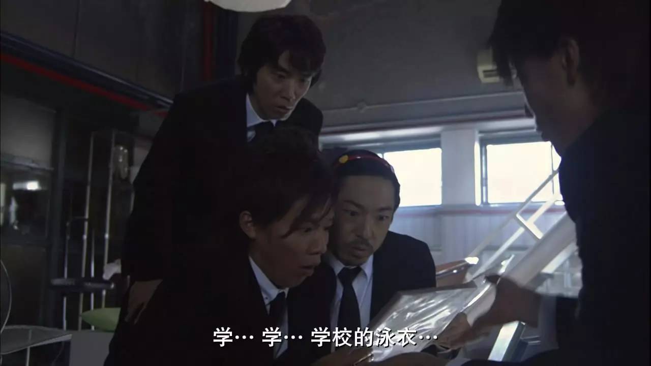 一个房间里做着羞羞的…ky开元棋牌五个痴汉在(图12)